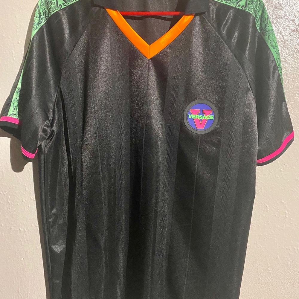 VERSACE SHIRT - Picture 6 of 7